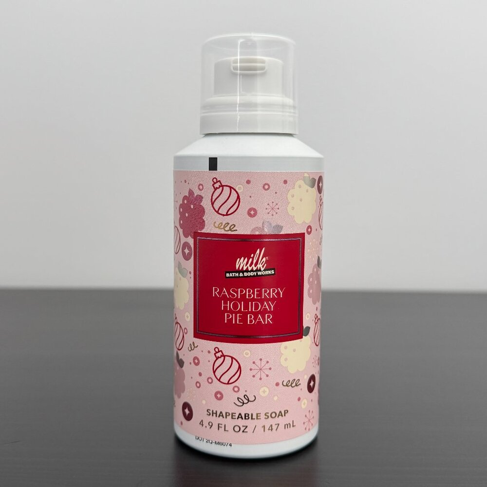 Bath & Body Works BBW x Milk Bar Raspberry Holiday Pie Bar Shapeable Soap